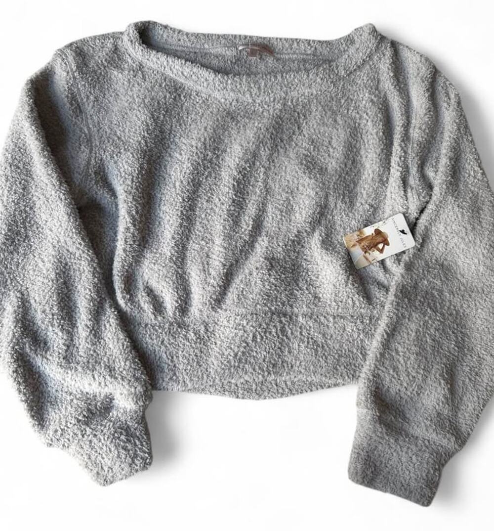 Women's Sincerely Jules Fuzzy Cropped Sweater Size L